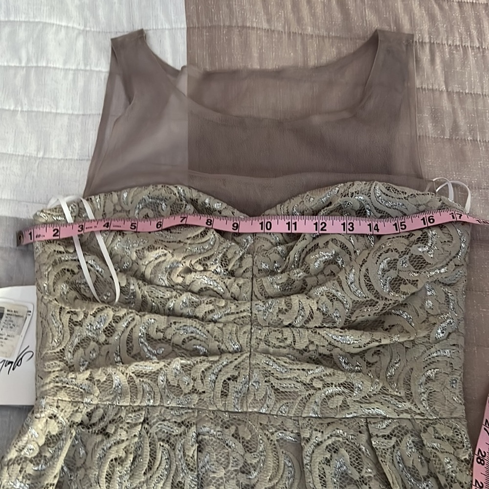 (NWT)(DecoDe-1.8) Ladies fashion Shiny silver lace dress size 8 - Picture 10 of 17